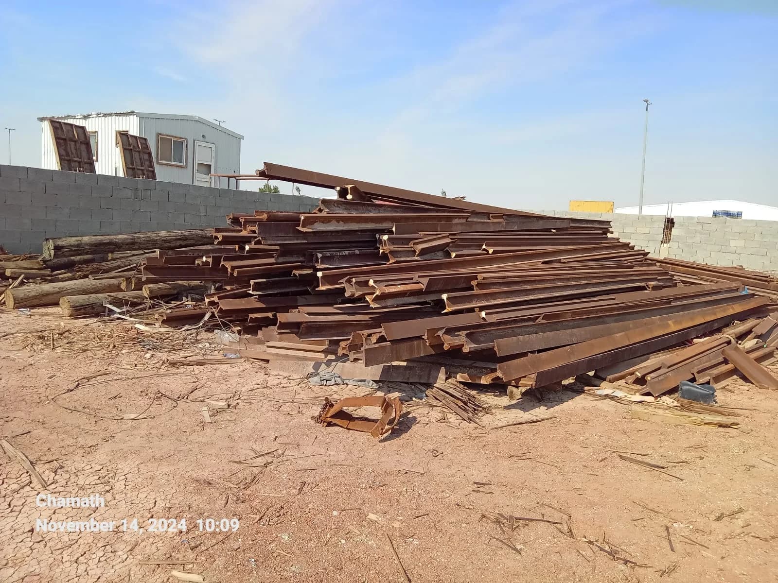 Good Luck Scrap site and material photo 15